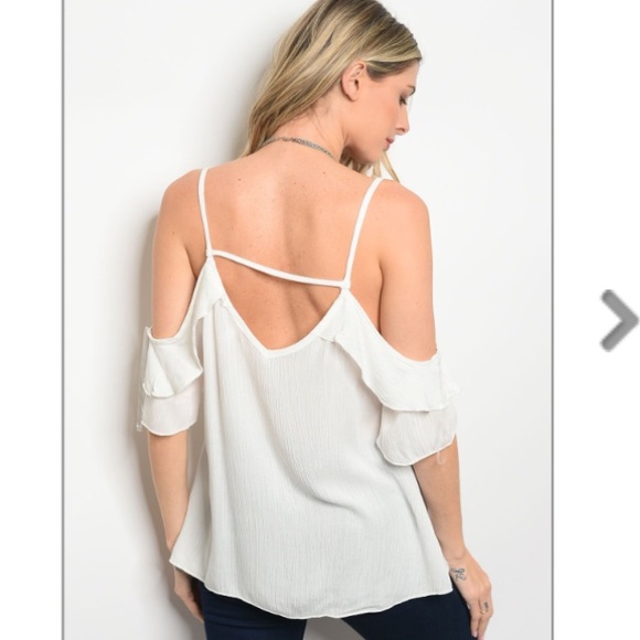 Off White Cold Shoulder Top NWT - Picture 2 of 2